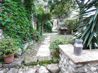 /international/fr/viviers-rhone-310103817113/