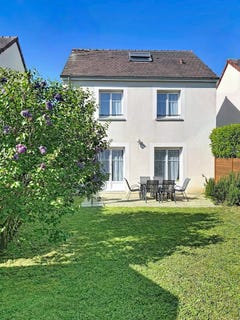 /international/fr/la-chaussee-saint-victor-centre-val-de-loire-310108780030/
