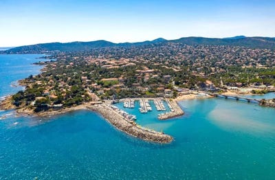 /international/fr/saint-aygulf-provence-alpes-cote-d-azur-310100237809/
