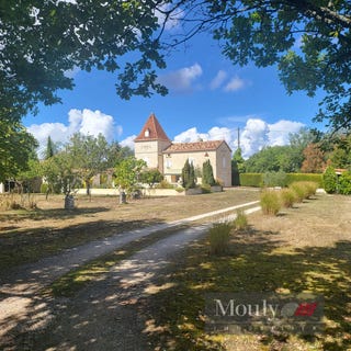 /international/fr/labastide-marnhac-midi-pyrenees-310105774900/