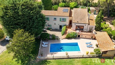 /international/fr/pezenas-languedoc-roussillon-310109019830/?lang=th