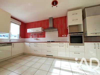 /international/fr/le-mans-pays-de-la-loire-310105206298/