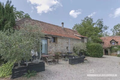/international/fr/saint-projet-auvergne-310100992669/