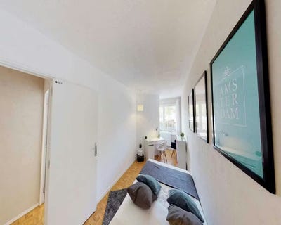 /international/fr/rue-de-saint-cloud-lyon-rhone-310106514637/