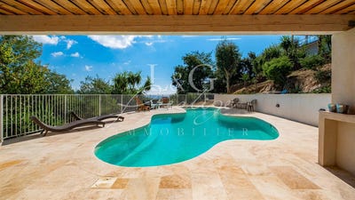 /international/fr/mandelieu-la-napoule-provence-alpes-cote-d-azur-310100860016/?lang=pt
