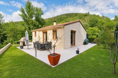 /international/fr/unieux-rhone-310107920851/