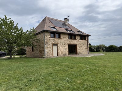 /international/fr/saint-priest-ligoure-limousin-310108317547/