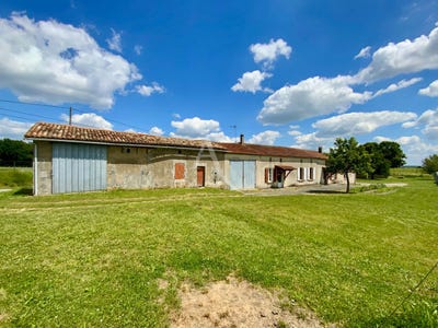 /international/fr/fontaines-d-ozillac-charente-310104476033/