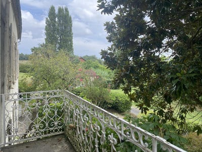 /international/fr/la-reole-aquitaine-310101375990/?lang=zh-tw