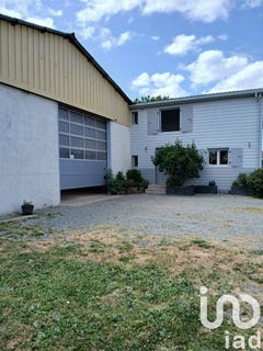 /international/fr/saint-medard-d-aunis-charente-310099948254/
