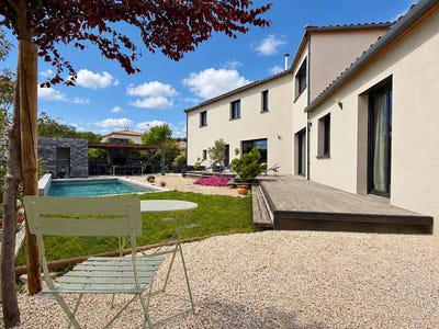 /international/fr/combaillaux-languedoc-roussillon-310108103254/