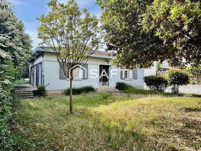 /international/fr/la-rochelle-charente-310108136866/