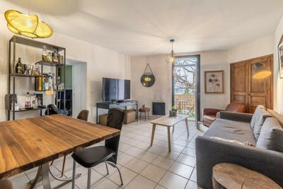 /international/fr/bonnieux-provence-alpes-cote-d-azur-310096675717/