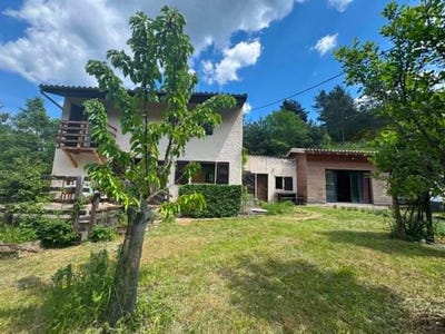 /international/fr/charens-rhone-310108602047/