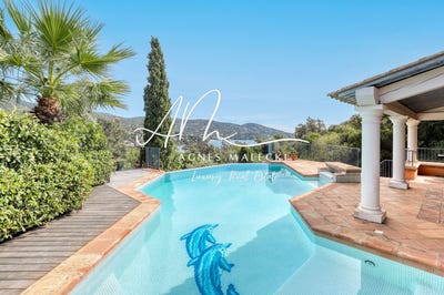 /international/fr/le-lavandou-provence-alpes-cote-d-azur-310120523503/