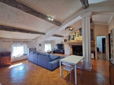/international/fr/avignon-provence-alpes-cote-d-azur-310109023115/