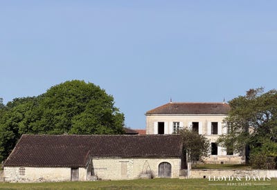 /international/fr/salignac-sur-charente-charente-310106685947/