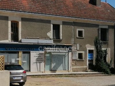 /international/fr/loche-sur-indrois-centre-val-de-loire-310100016180/