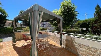 /international/fr/royan-charente-310108870928/