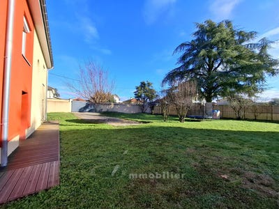 /international/fr/romans-sur-isere-rhone-310105303996/