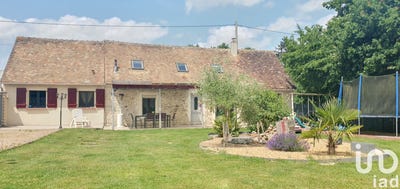 /international/fr/saint-georges-du-rosay-pays-de-la-loire-310100010371/