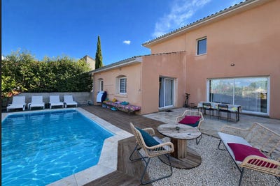 /international/fr/nezignan-l-eveque-languedoc-roussillon-310105422697/
