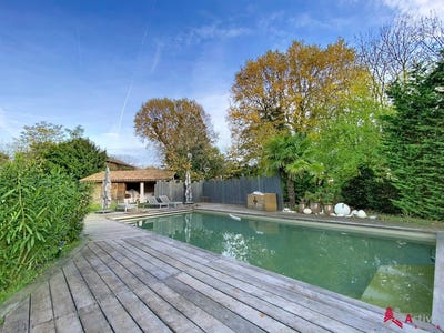 /international/fr/saint-cyr-au-mont-d-or-rhone-310107565677/