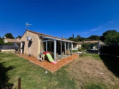 /international/fr/saint-gilles-burgundy-310110053421/