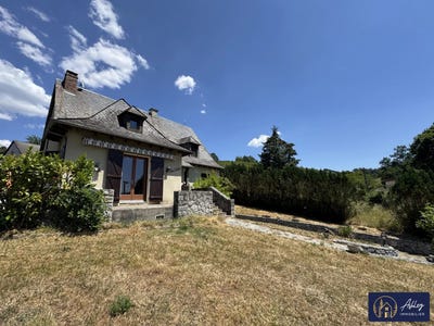 /international/fr/ydes-auvergne-310100992832/