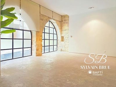 /international/fr/montcuq-en-quercy-blanc-midi-pyrenees-310108779285/