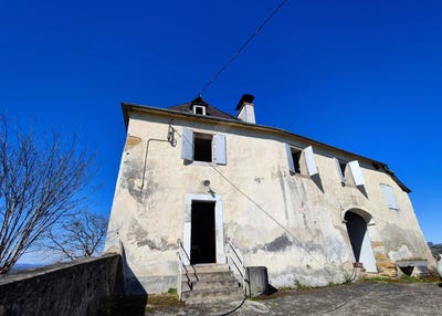 /international/fr/lucq-de-bearn-aquitaine-310106935085/