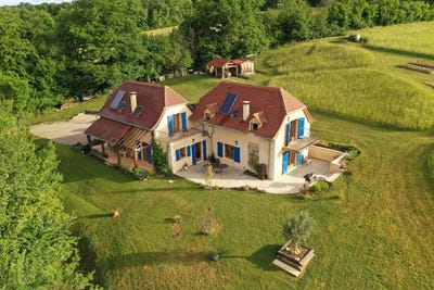 /international/fr/figeac-midi-pyrenees-310120542444/