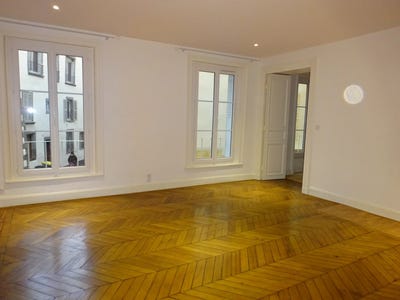 /international/fr/4-rue-notre-dame-du-port-clermont-ferrand-auvergne-310106288776/