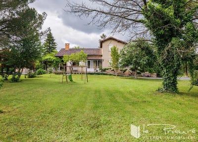 /international/fr/montdragon-midi-pyrenees-310107887244/