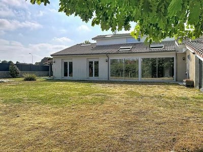 /international/fr/bouliac-aquitaine-310119389085/