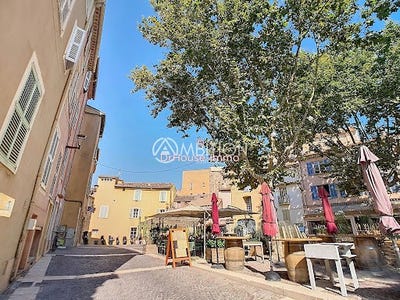 /international/fr/frejus-provence-alpes-cote-d-azur-310101032882/