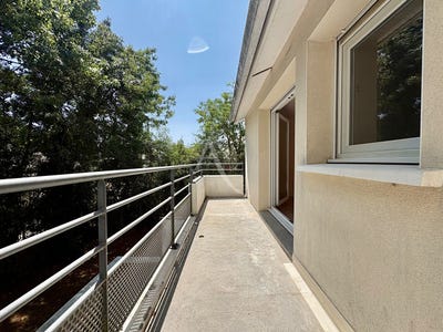 /international/fr/coueron-pays-de-la-loire-310109561375/