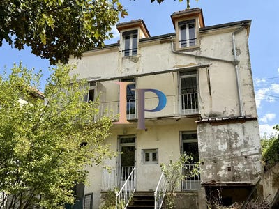 /international/fr/charlieu-pays-de-la-loire-310119387474/