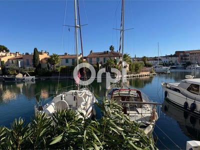 /international/fr/grimaud-provence-alpes-cote-d-azur-310104888859/