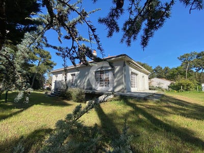 /international/fr/la-tranche-sur-mer-pays-de-la-loire-310101335922/?lang=en