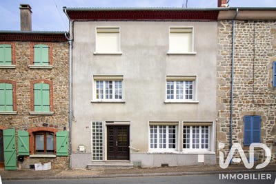 /international/fr/tours-sur-meymont-auvergne-310108989555/