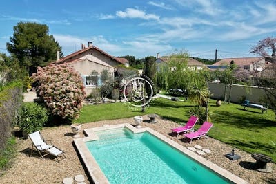 /international/fr/saint-remy-de-provence-provence-alpes-cote-d-azur-310101442876/?lang=it