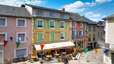 /international/fr/arvieu-midi-pyrenees-310110359854/