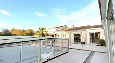 /international/fr/la-chapelle-baton-charente-310109867430/