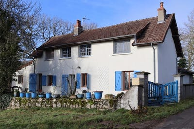 /international/fr/saint-didier-sur-arroux-burgundy-310106235474/