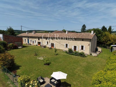 /international/fr/duras-aquitaine-310108633903/?lang=th
