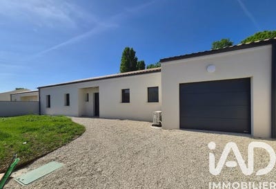 /international/fr/coulon-charente-310107323864/
