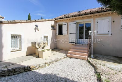 /international/fr/caromb-provence-alpes-cote-d-azur-310099660390/