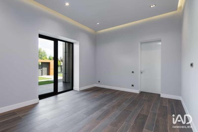 /international/fr/aulnat-auvergne-310108306487/