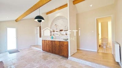 /international/fr/soussans-aquitaine-310100638493/